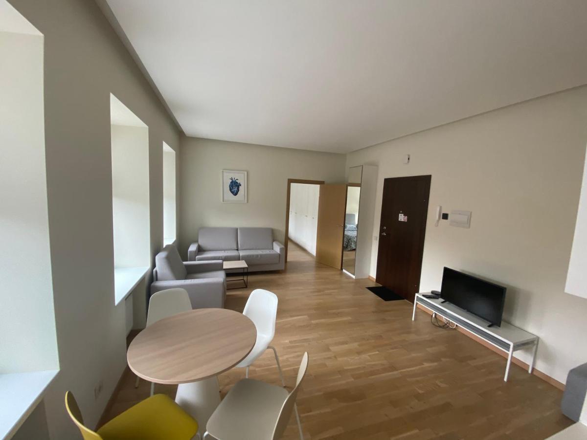 City Central Apartment พาลังกา ภายนอก รูปภาพ